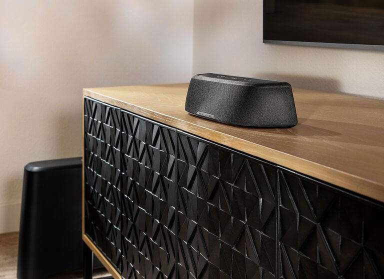 Magnifi Soundbar on a tv stand