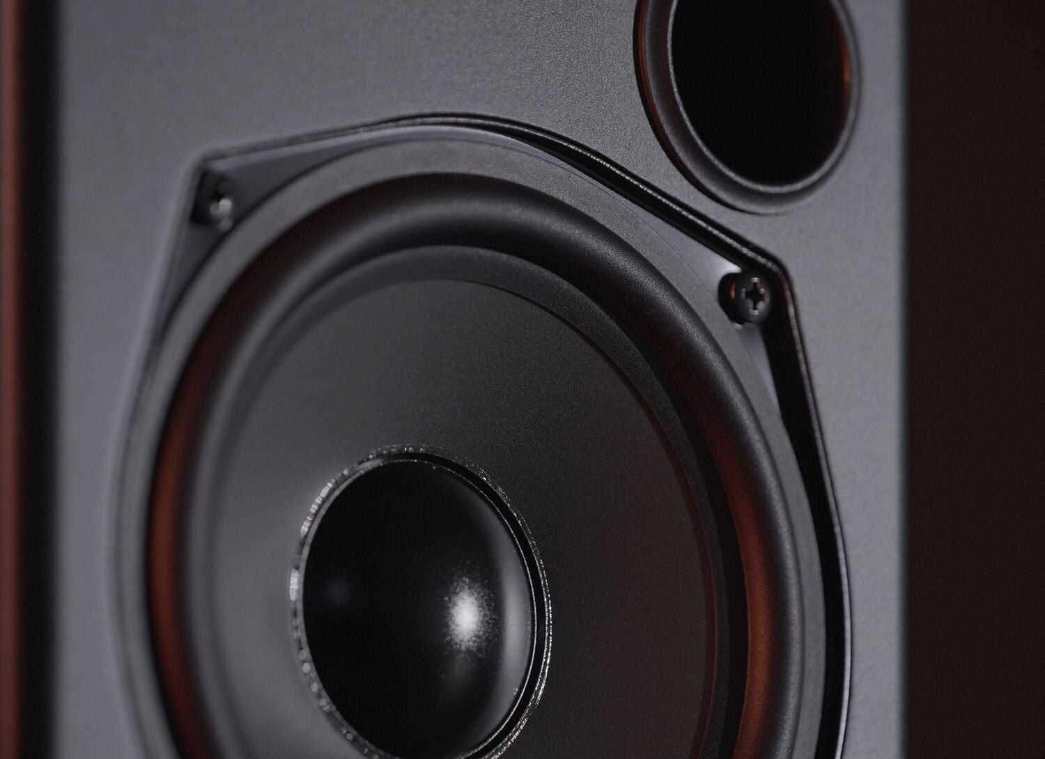 A close up of a T-Series driver