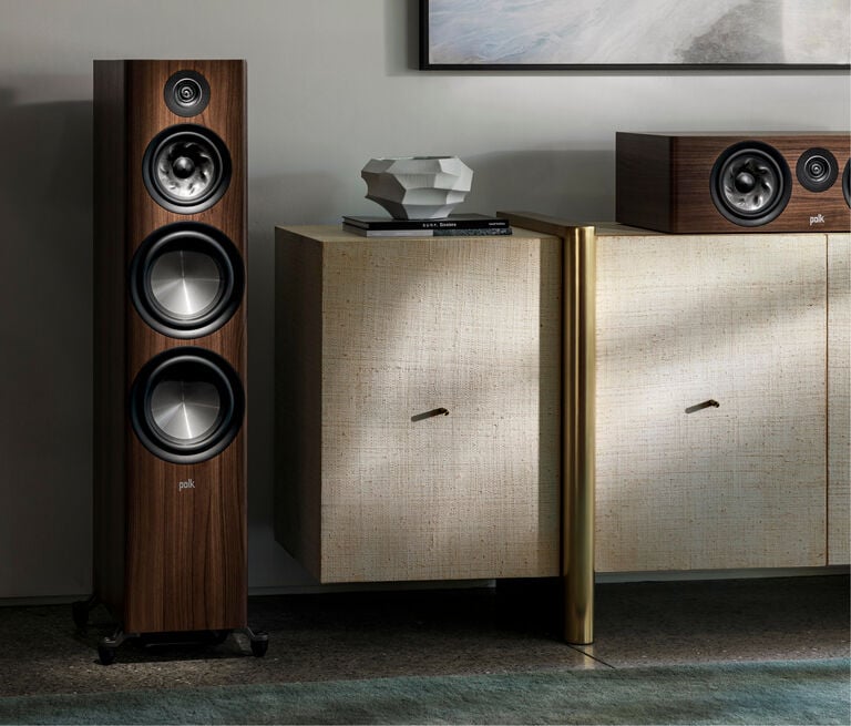 Reserve R700, Brown, dynamic