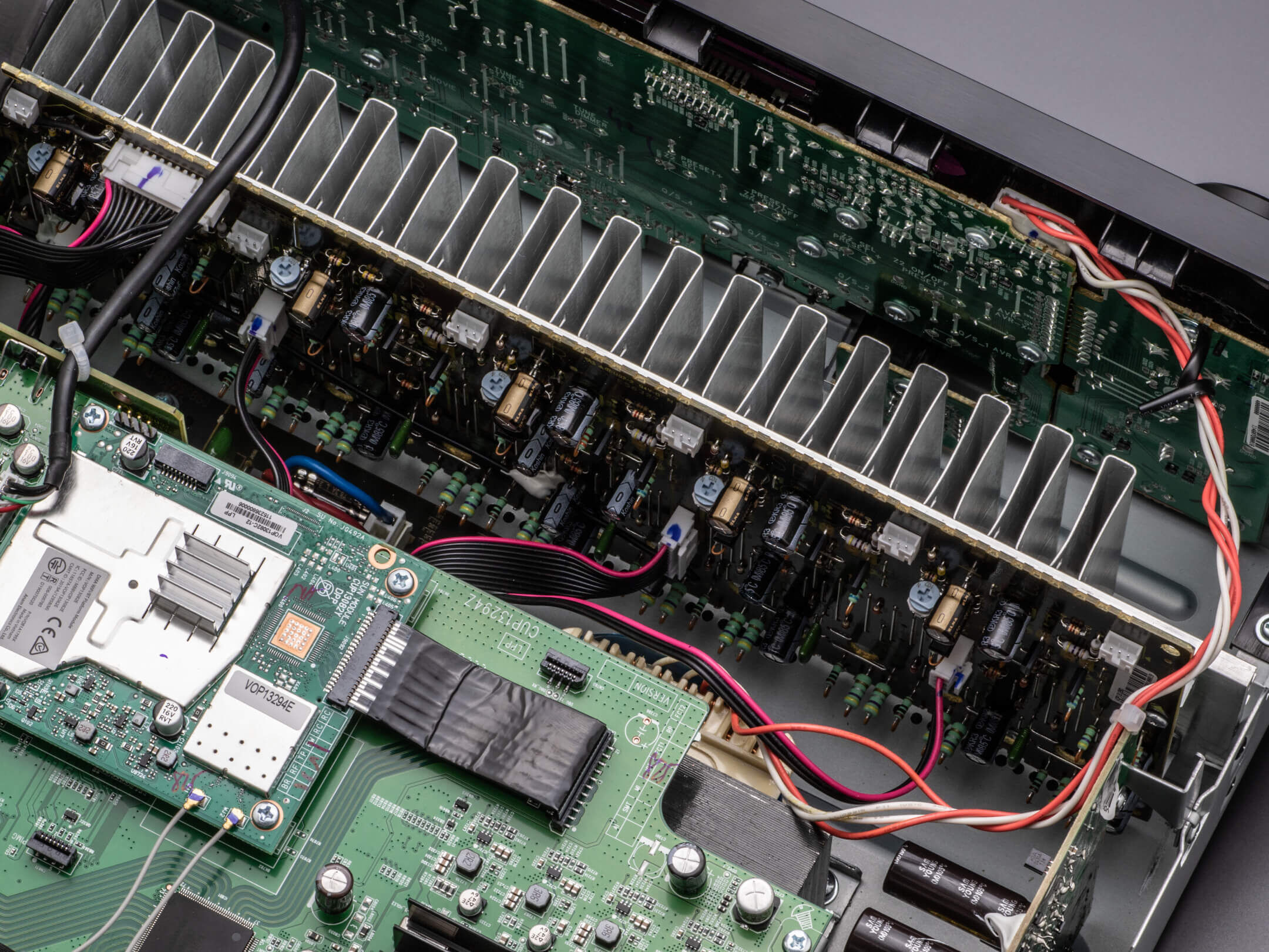 AVR-X2800H_Power_Amplifier.jpg