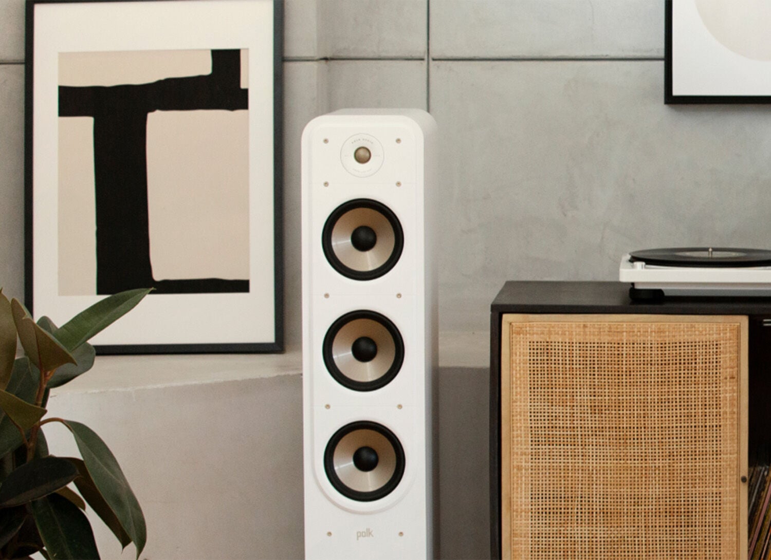 Polk floor standing speaker