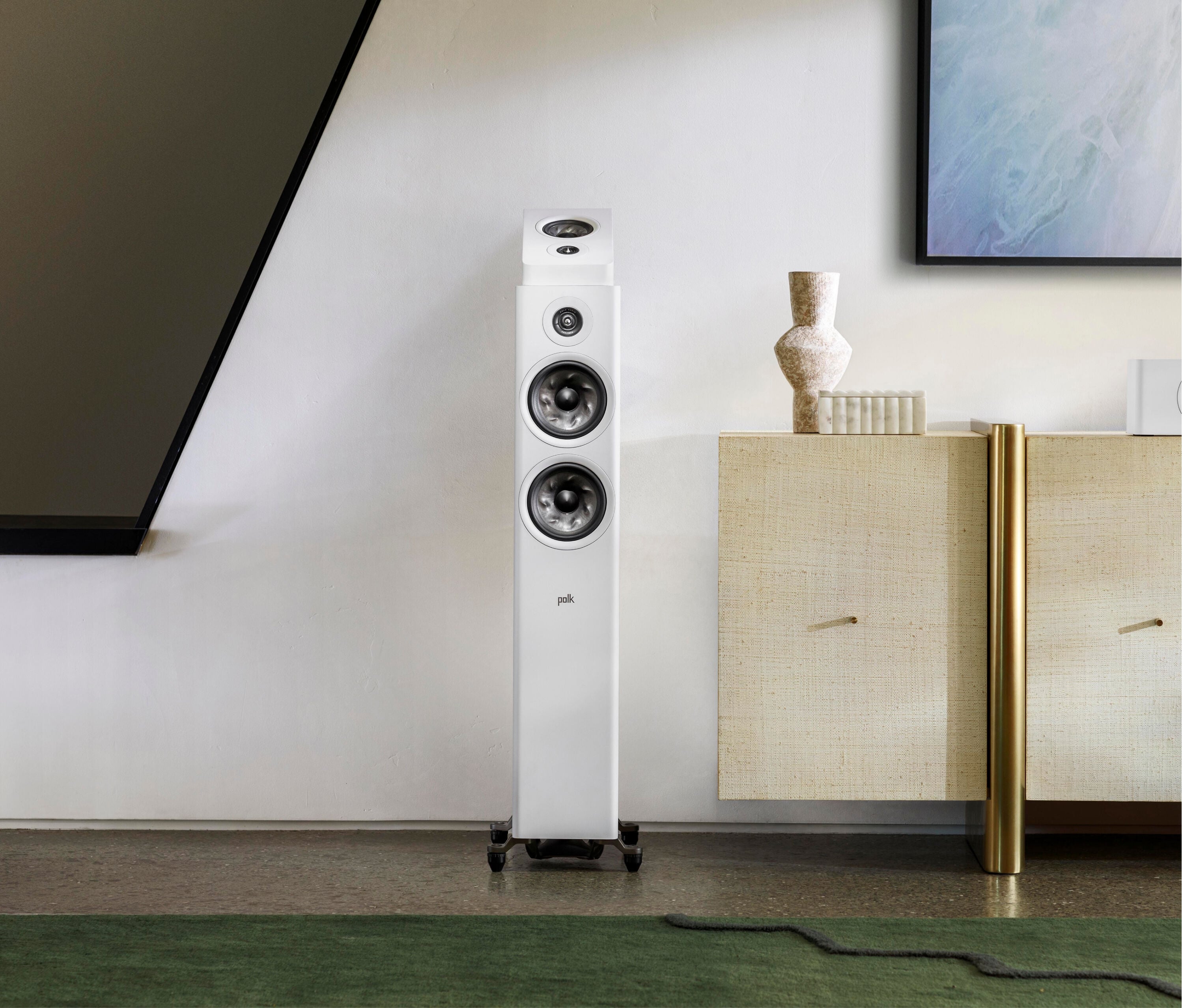Reserve R600 - Premium Floor-Standing Tower Speaker | Polk Audio