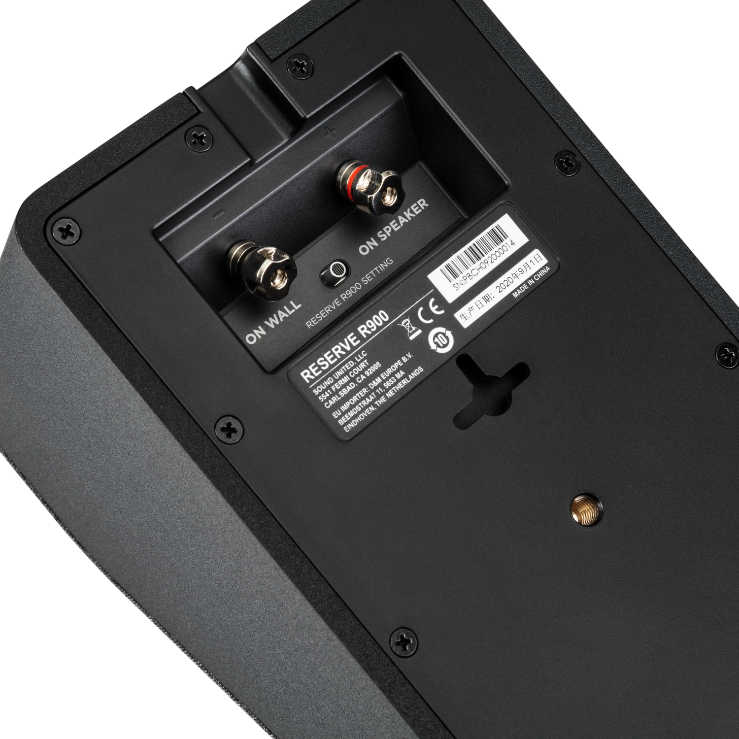 Reserve R900, Black, dynamic
